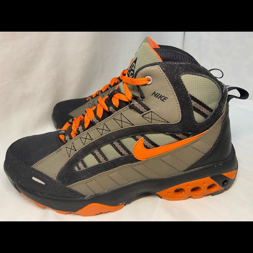 Vintage NIKE ACG Air Umara Mid Sample